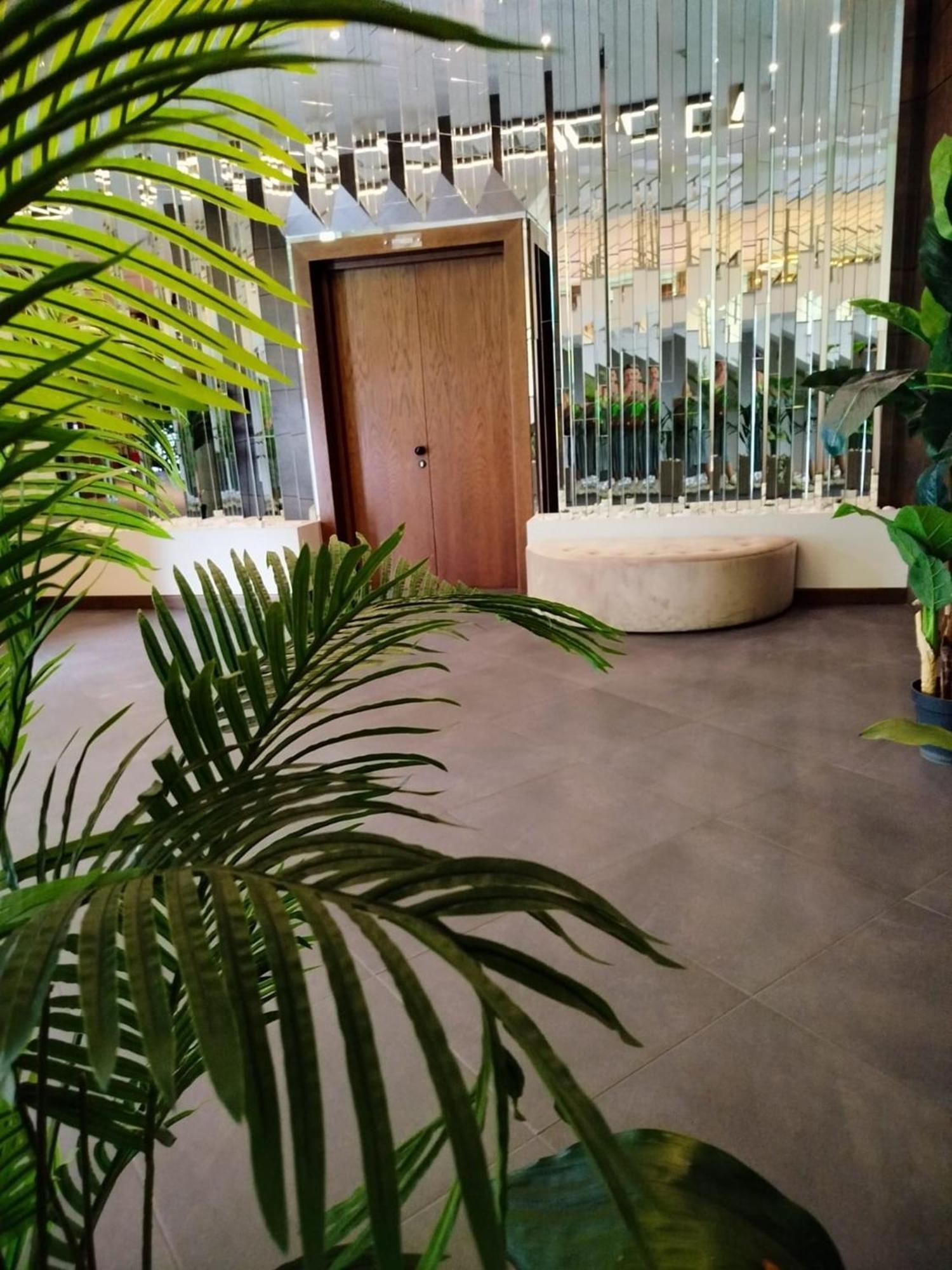 Green Tower Hotel Tiflis Exterior foto